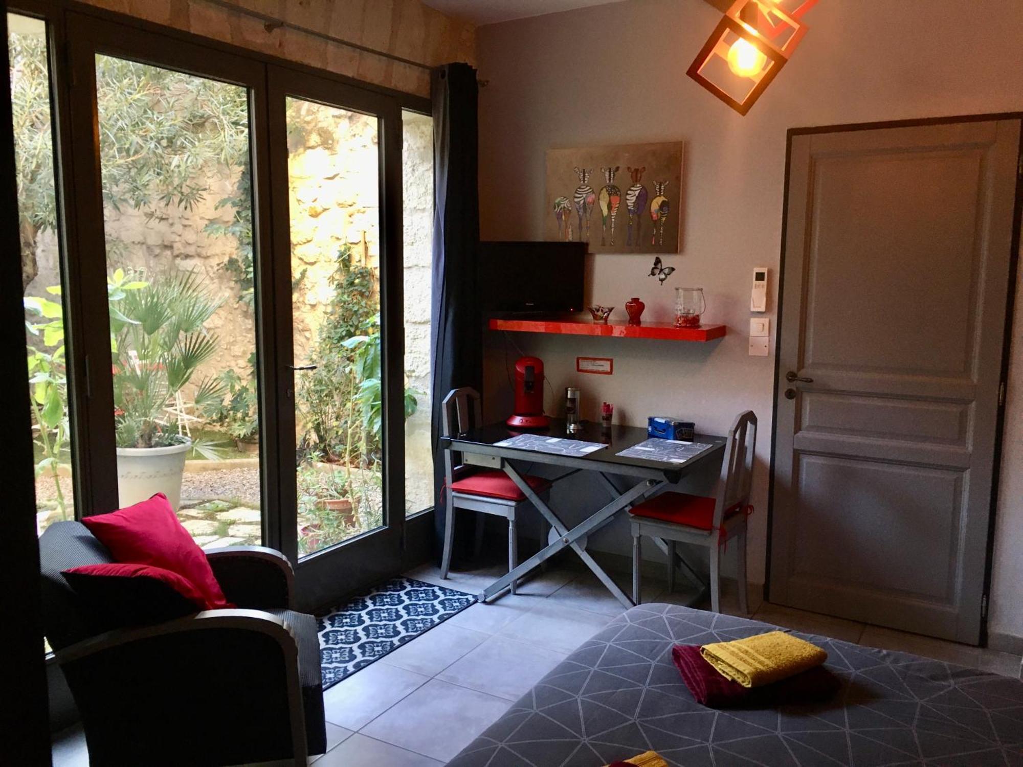 Chambre Sur Jardin Secret - Avignon Centre - Climatisee מראה חיצוני תמונה