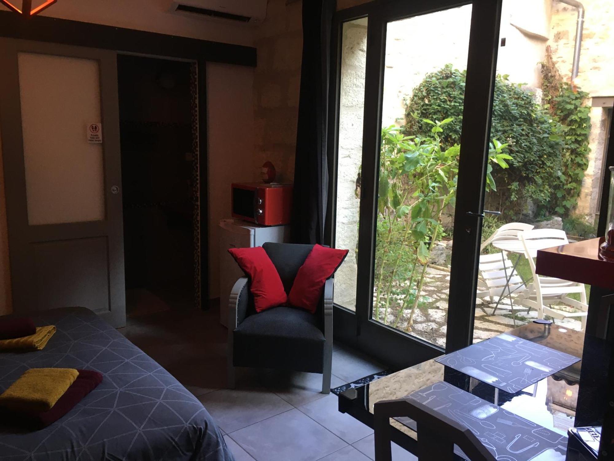 Chambre Sur Jardin Secret - Avignon Centre - Climatisee מראה חיצוני תמונה